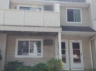 226 Willow Spgs, New Milford, CT 06776