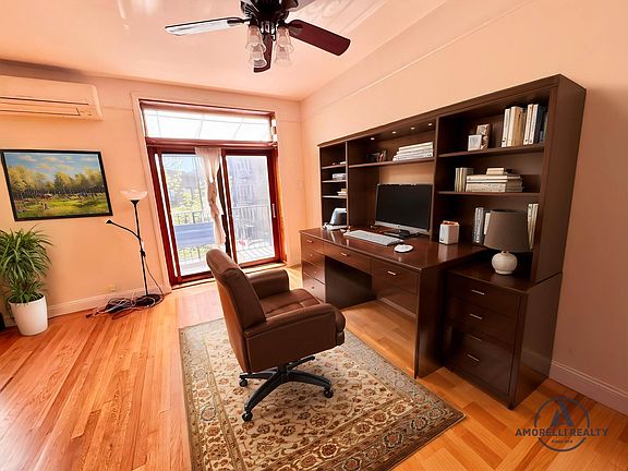 4th image of 32-82 33rd St #Penthouse