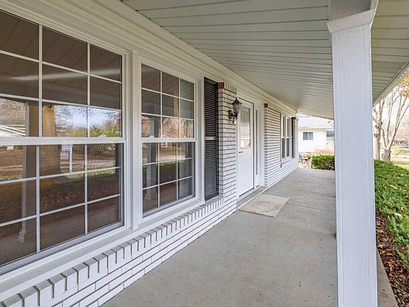 2nd image of 7434 Wagon Wheel Ln