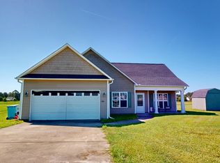 116 Cherry Grove Dr, Richlands, NC 28574
