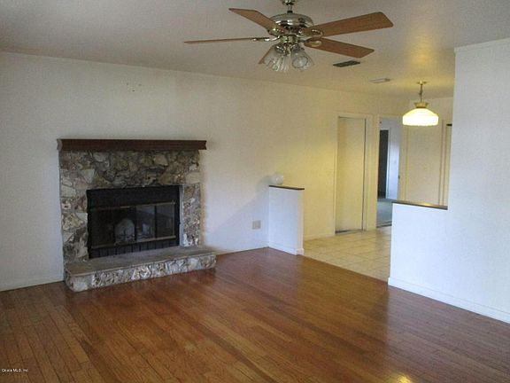 3rd image of 4395 SE 62nd St