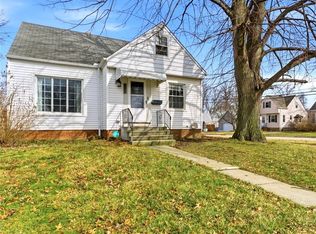 483 E 330th St, Eastlake, OH 44095