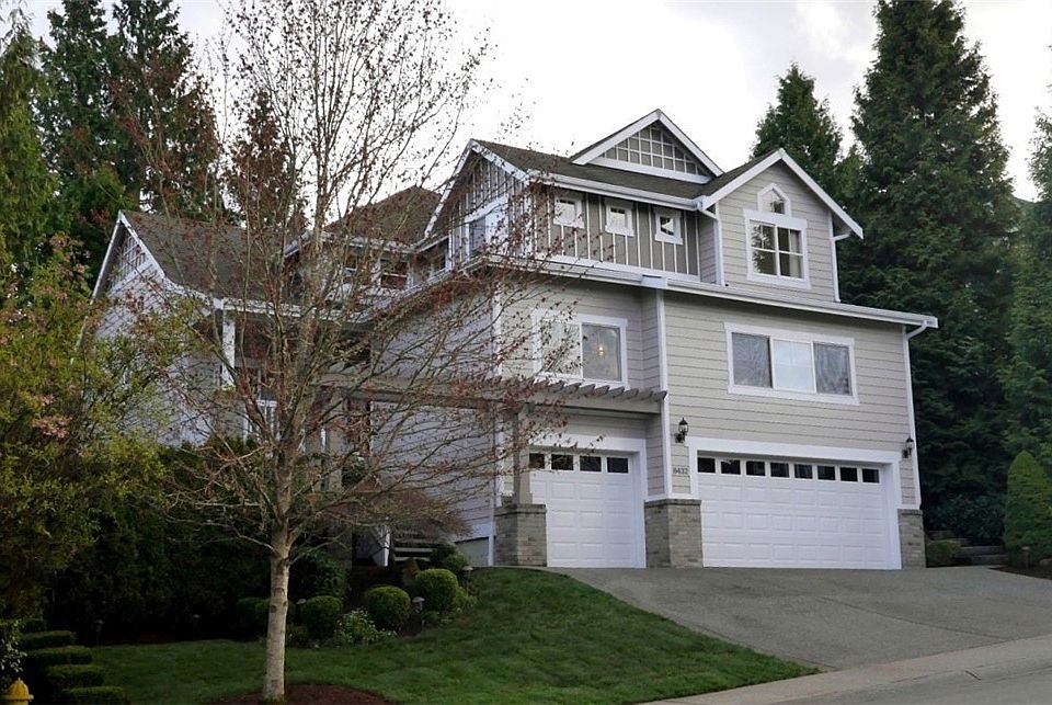 1st image of 8432 143rd Ct NE