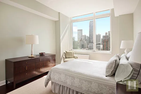 Sold by Halstead Real Estate | media 20