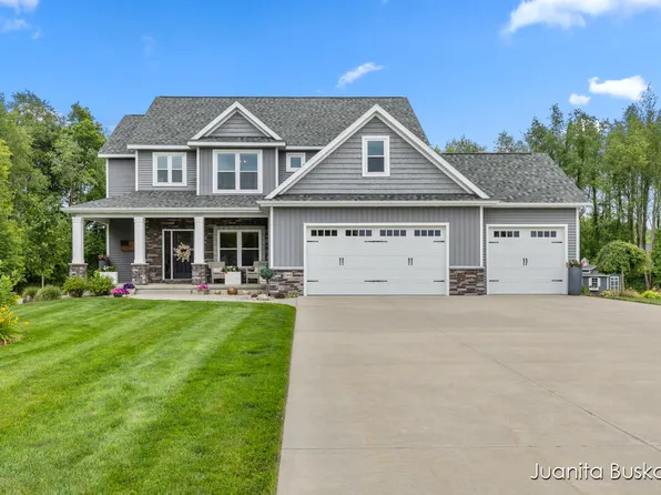 23091 Vixen Ln, Lawton, MI 49065