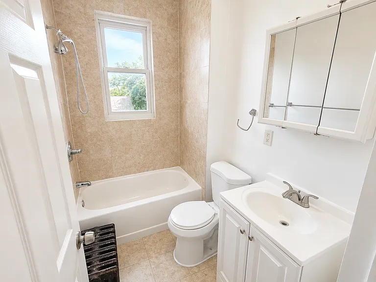 233 Littleton Ave #12A — Photo 6