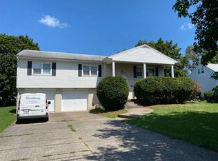 2712 Linglestown Rd, Harrisburg, PA 17110
