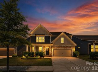 2009 Burton Point Ct, Waxhaw, NC 28173