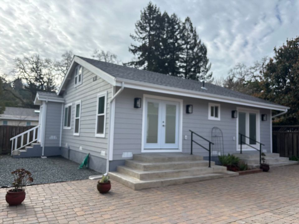 1st image of 2171 Olympic Blvd