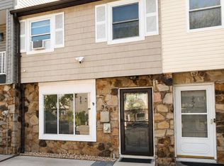 358 Tanglewood Dr, Staten Island, NY 10308