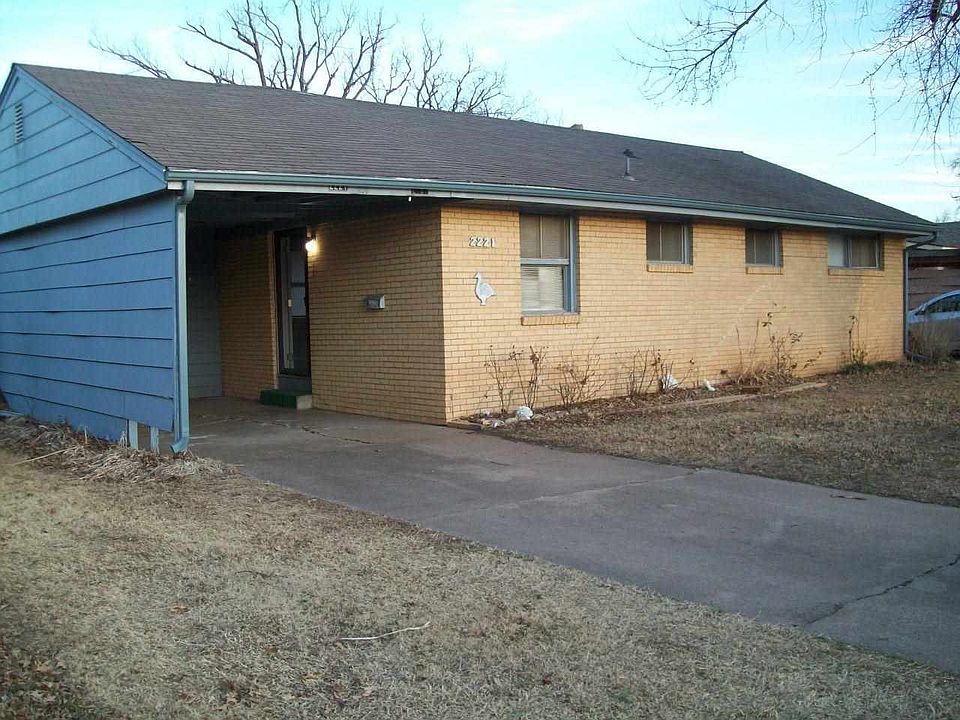 1st image of 2221 Mary St