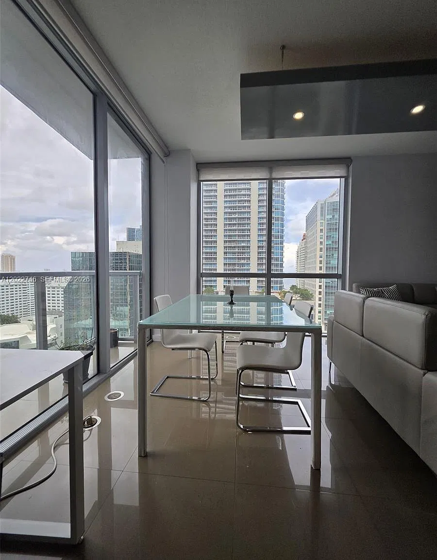 1060 Brickell Condo — Photo 1