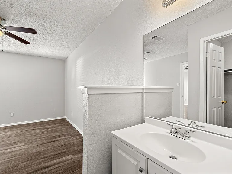 12130 Thompkins Dr #A — Photo 21