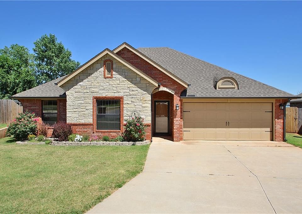 1st image of 964 Cotswold Ct