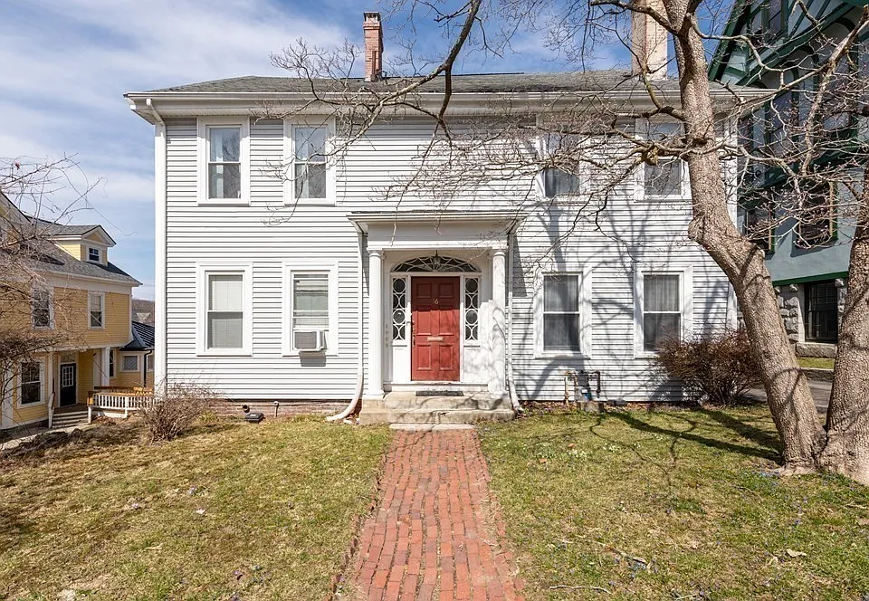 36 Cedar St #1A