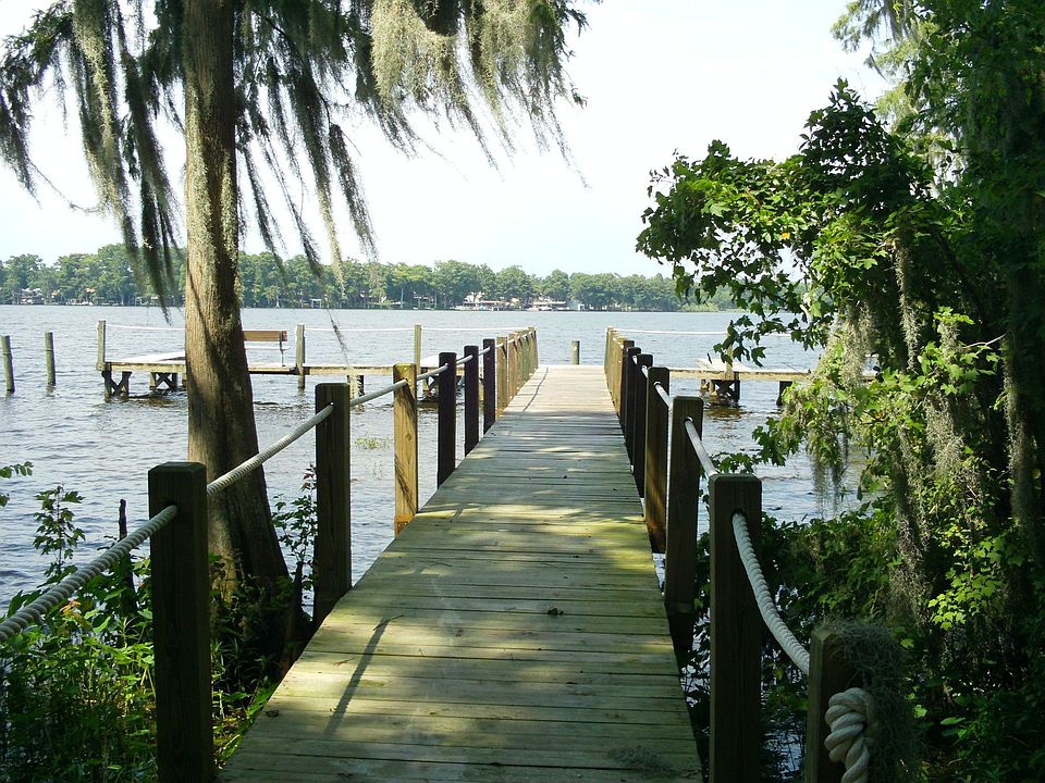 Dock to Lake Howell