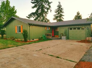 207 S R St, Cottage Grove, OR 97424