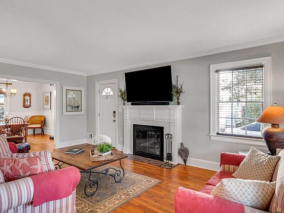 5th image of 205 N 22nd St