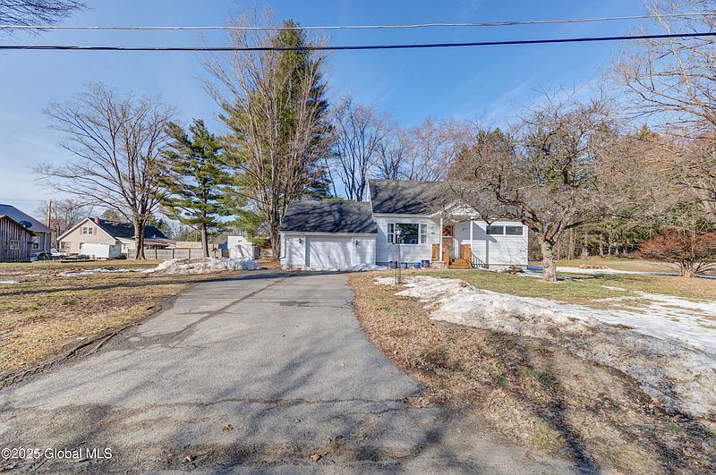 2nd image of 107 Streeter Road
