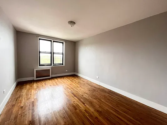 Rented by Premier One Realty LLC | media 18