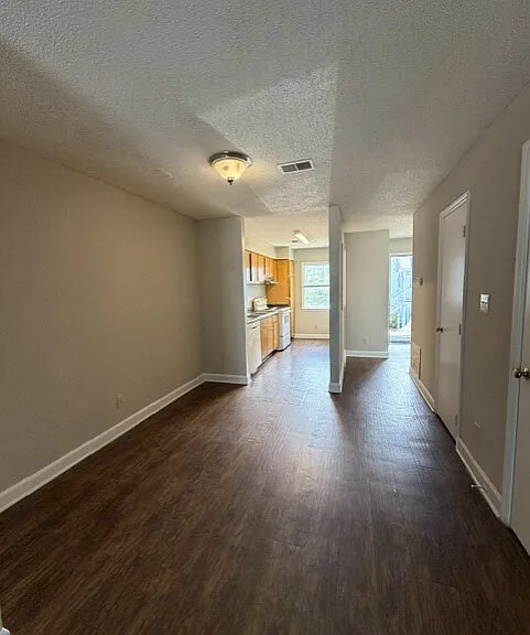 2504 Avent Ferry Rd #205 — Photo 3