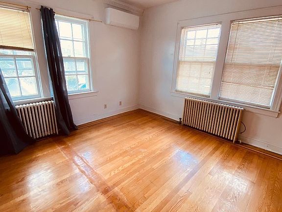 4th image of 42-55 157th St Floor 2