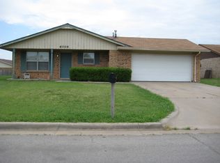 6004 SW Brookline Ave, Lawton, OK 73505