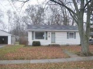 319 Murray St SE, Kentwood, MI 49548