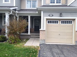 202 Conifer Creek Cir, Ottawa, ON K2M0M2
