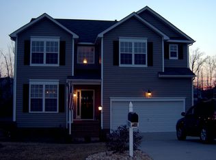 11636 Drayton Landing Dr, Chester, VA 23831