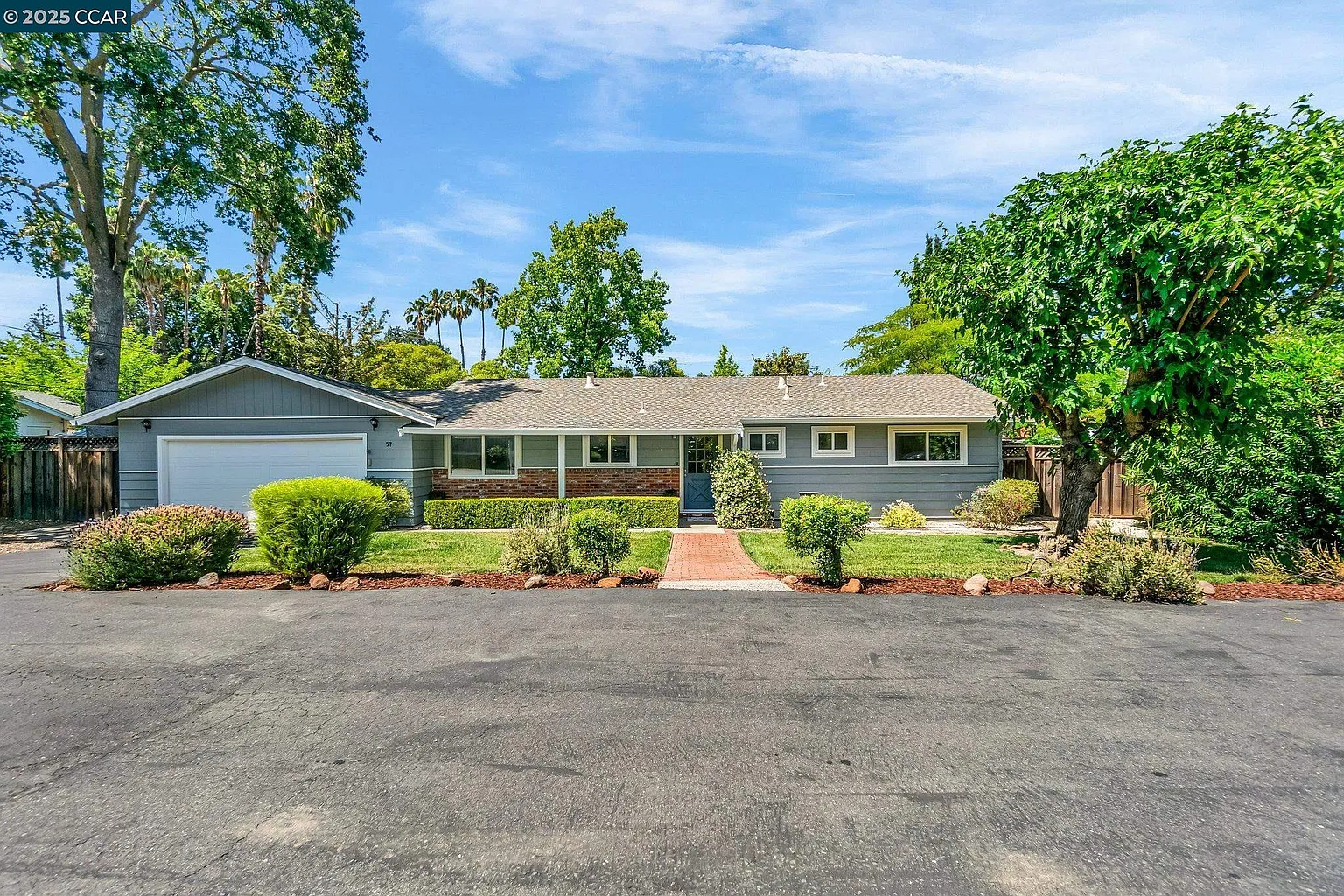 57 Jemco Ct photo 1