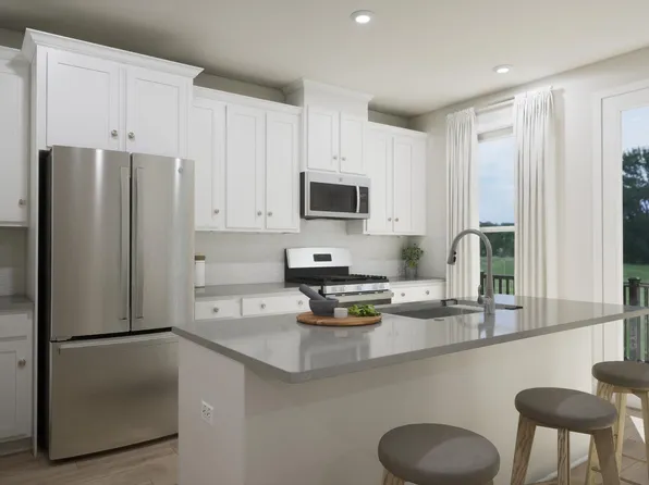 42611 Streamlet Sq, Ashburn, VA 20147