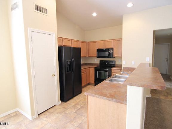 3rd image of 2148 N Sabino Ln