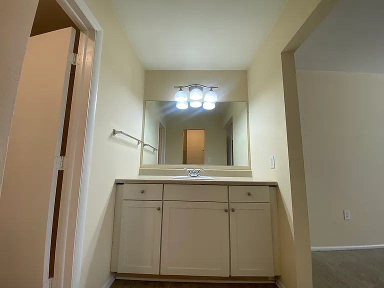 Forestbrook Apartments — Photo 9