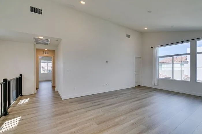 759 Faircliff Ct — Photo 34
