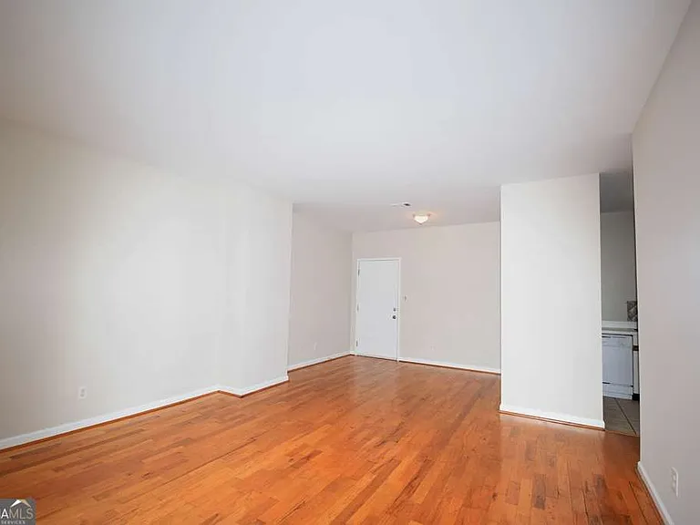 1421 Peachtree St NE #307 — Photo 3