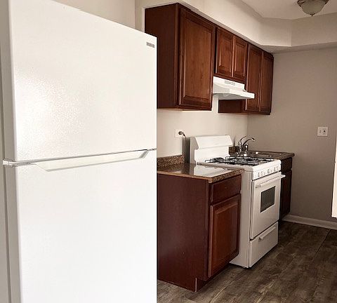 2nd image of 1504 N 22nd Ave #B3