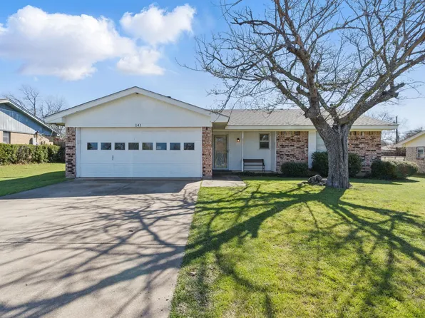 141 Mountain View Dr, Azle, TX 76020