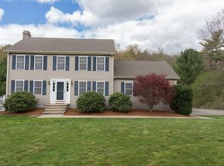 15 Sidney Ln, Bellingham, MA 02019