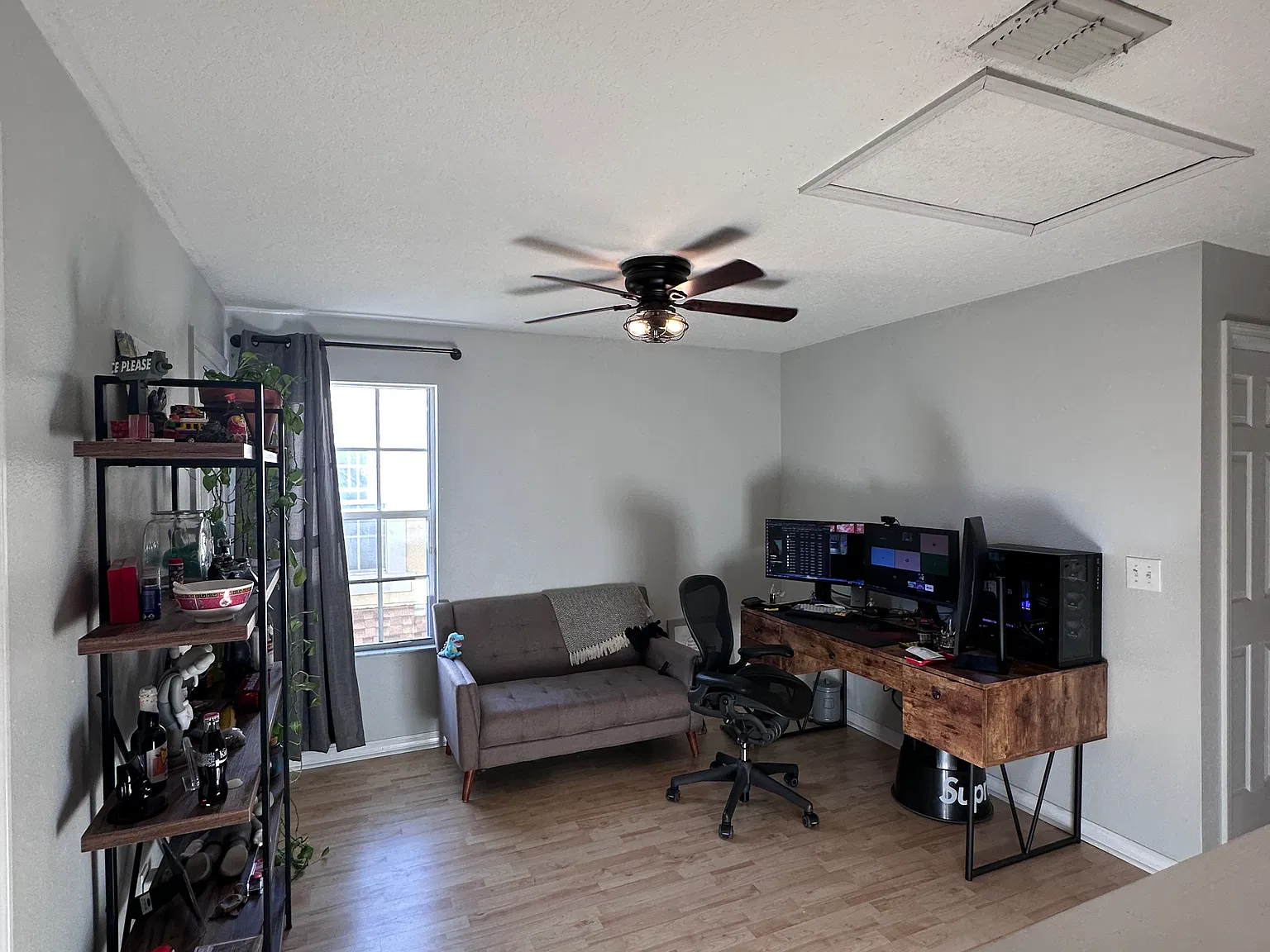 2 bed, 2.5 bath, 1328 sqft, $1,900 — Photo 3
