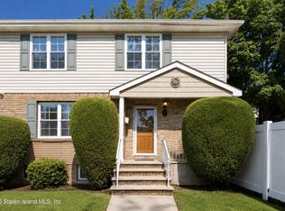 41 Driggs St, Staten Island, NY 10308
