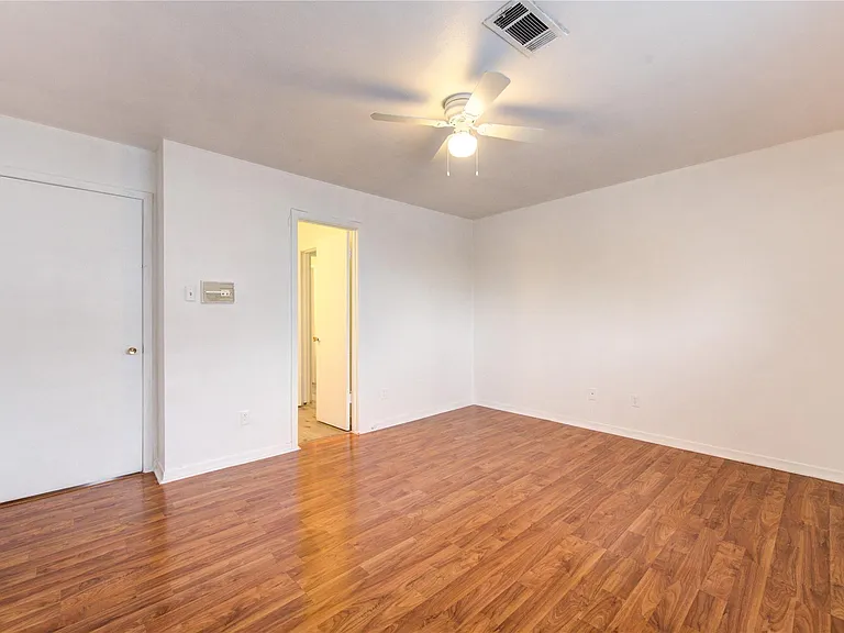 6723 Tarnef Dr #723 — Photo 19