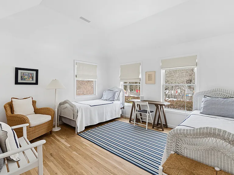 9 Ranch Ct — Photo 16