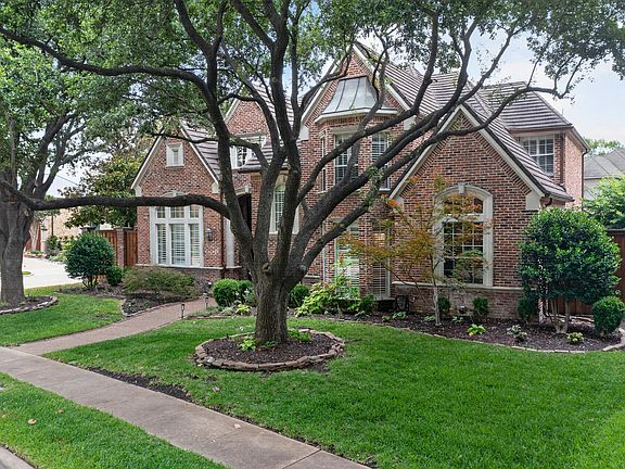 3rd image of 5700 Walden Dr