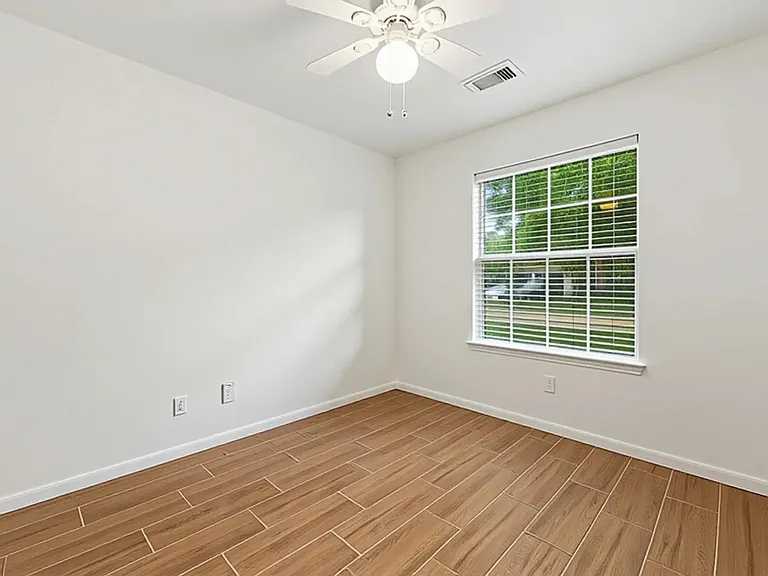 26542 Marble Point Ln — Photo 14