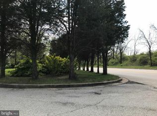 820 Sulphur Spring Rd, Halethorpe, MD 21227