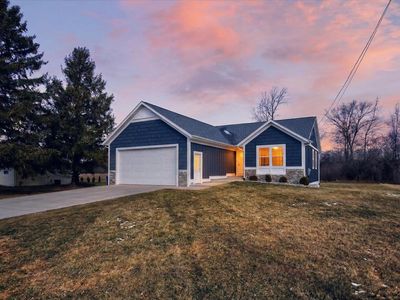 8550 Gilmour Ln, Freeland, MI, 48623
