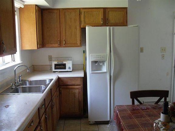 4th image of 3402 Norway Ave NW