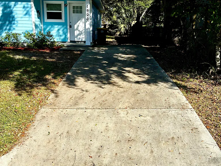 1505 W 30th St — Photo 3