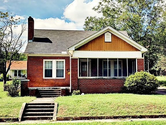 3rd image of 1001 Jackson Ave N